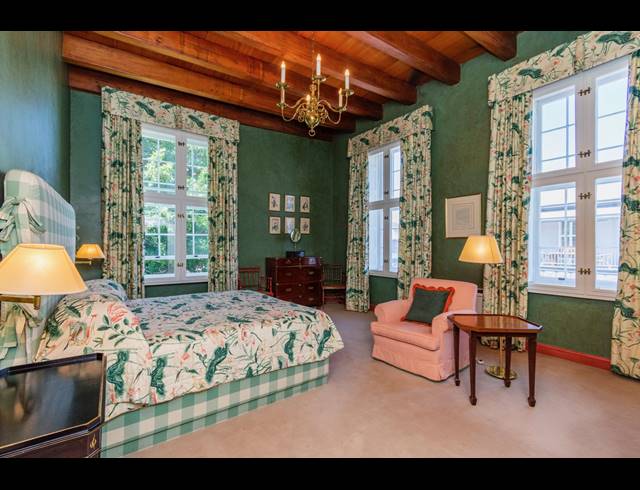 4 BEDROOM HOUSE RENTED IN GARDENS